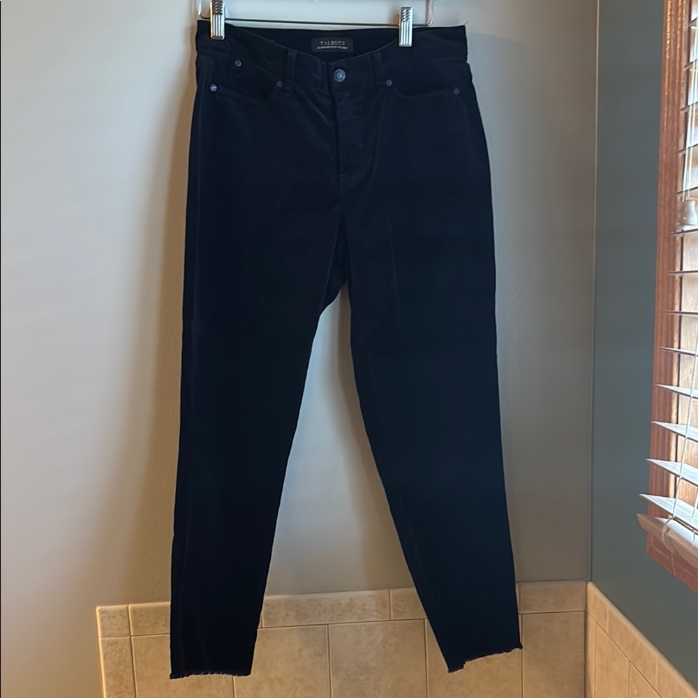 Women’s Talbots Navy Ankle Pants size 4